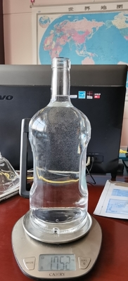 Προσαρμοσμένο Super Flint γυάλινο κενό μπουκάλι για 1750 ml ουίσκι Spirit στην Καλιφόρνια