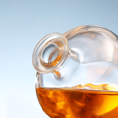 375ml 500ml 750ml Βότκα Ουίσκι Λικέρ Φιαλάκι με φελλό Κατασκευασμένο από εξαιρετικά λευκό υλικό