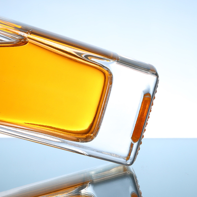 Προσαρμοσμένο 750ml μπουκάλι από γυαλί με φουλάρι και διαφανές υλικό