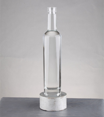 Βιομηχανικό ποτό 250 ml 500 ml 750 ml επίπεδη μπουκάλι ουίσκι γυαλί με καπάκι βίδας