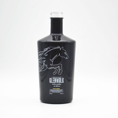700 ml κενό ματ μαύρο τετραγωνικό σχεδιασμό μπράντυ αλκοόλ βότκα τζιν μπουκάλια με δωρεάν δείγμα