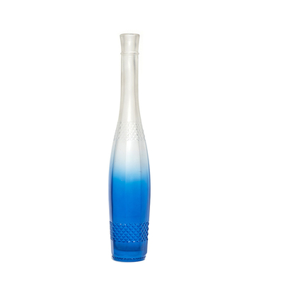 700 ml κενό ματ μαύρο τετραγωνικό σχεδιασμό μπράντυ αλκοόλ βότκα τζιν μπουκάλια με δωρεάν δείγμα