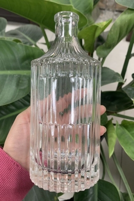 Προσαρμοσμένο σχήμα Super Flint Glass Collar 250ml Ζεστή σάλτσα 500ml Βότκα 700ml γυάλινα μπουκάλια