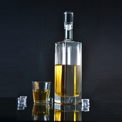 500 ml 750 ml 1000 ml Καθαρό τζιν ρούμι ουίσκι γυάλινο μπουκάλι με φελλό