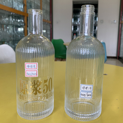 Υπερ-Φρίντ υλικό κολάρο Custom κενό 500ml γυάλινο μπουκάλι για ουίσκι αδιάσπαστο σχεδιασμό