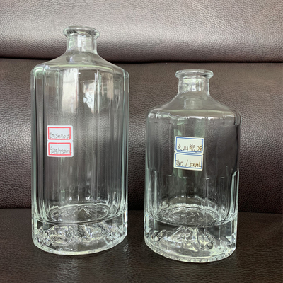 Προσαρμοσμένο 750ml Εμφασμένο Λογότυπο Κύπελλο Κύπελλο κρασιού σε καθαρό χρώμα για εμπορικό ουίσκι