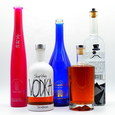 750 ml μπουκάλι γυαλιού βότκας με χειρισμό επιφάνειας Decal και εκτύπωση χρώματος κρυστάλλου