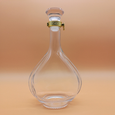 Προσαρμοσμένα Clear Flint 500ml τετραγωνικά γυάλινα μπουκάλια για οινοπνευματώδη αλκοόλ