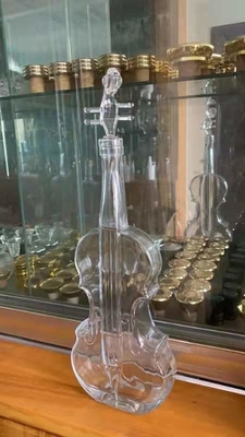 Μοναδικό σχήμα κιθάρας Προσαρμοσμένο γυάλινο μπουκάλι για οινοπνευματώδη υλικά εκτύπωσης οθόνης