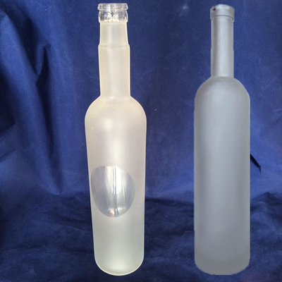 500 ml Προσαρμοσμένη εκτύπωση με οθόνη Frosted Crown Royal Whisky Vodka Gin γυάλινα μπουκάλια με φελλό