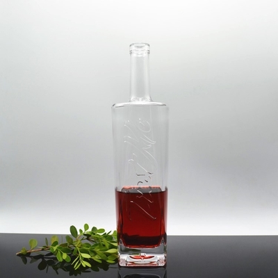 Παγωμένο 750 ml γυάλινο μπουκάλι για οινοπνεύματα Μπράντυ Ουίσκι Βότκα Τζιν Ρομ Τετράγωνο σχήμα CNF