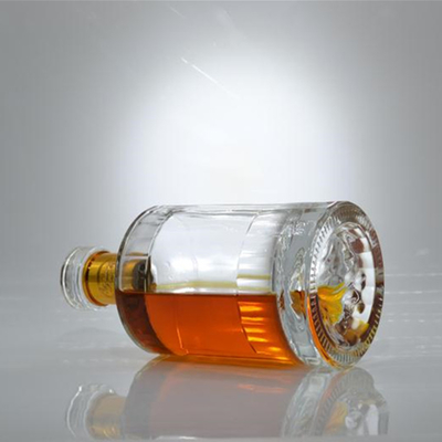 Μπουκάλι από γυαλί χωρητικότητα 750 ml Βόρεια βάση Στρογγυλή Φλιντ Μπουκάλι Τετράγωνος ώμος Τζιν Ουίσκι