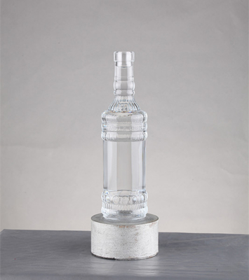 Ζεστή τυποποίηση Στρογγυλή φιάλη Ciroc Vodka για χειρισμό στρογγυλής επιφάνειας