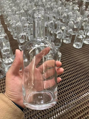 Επικαιροποιημένο λευκό γυάλινο φρεατό 350ml 500ml 700ml 750ml Βότκα Τζιν Ουίσκι Λικέρ γυάλινο μπουκάλι