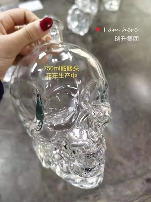 Μεγάλη Καλή 700ml 750g Διαφανή γυάλινη συσκευασία για ειδικό σχήμα μπουκάλι κρανίου βιολιού