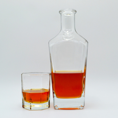 750 ml Custom Glass Flask για οινοπνευματώδη διαφανή ακανόνιστο σχήμα μπουκάλι τεκίλα