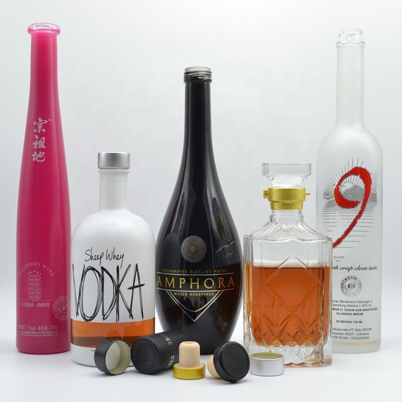 Προσαρμοσμένο 200ml 375ml 500ml 700ml 750ml 1000ml γυάλινο μπουκάλι για βότκα