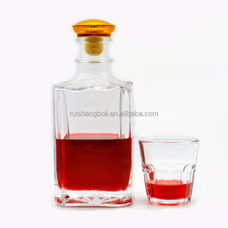 700 ml χωρητικότητα γυάλινη φιάλη για λευκή βότκα λευκό κρασί και άλλα ποτά τετραγωνικό σχήμα