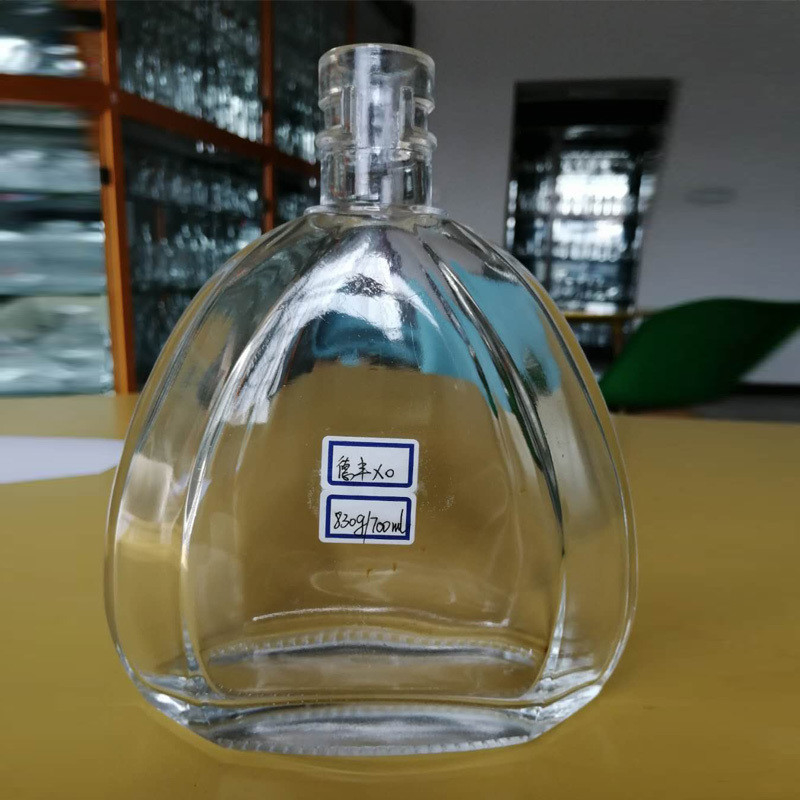OEM Logo Decal Εφοδιασμένο 1000ml 750ml 500ml μπουκάλια οινοπνεύματος Βότκα γυάλινο μπουκάλι με καπάκι