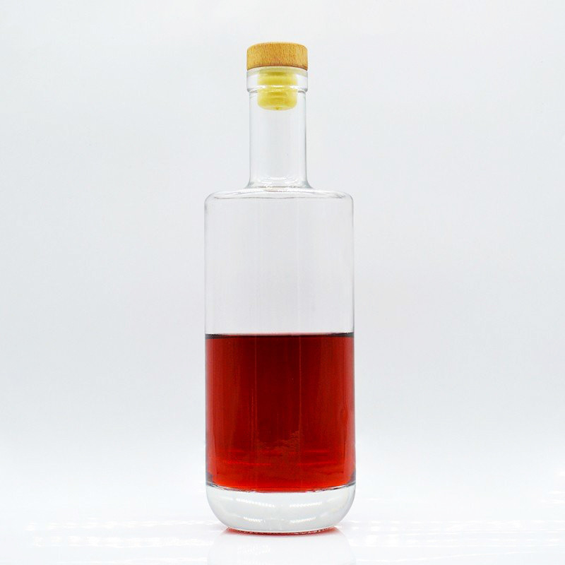 700 ml τετραγωνικό μπουκάλι 250 ml τζιν βότκα ποτό ποτό γυάλινο μπουκάλι από Yuncheng Ruisheng