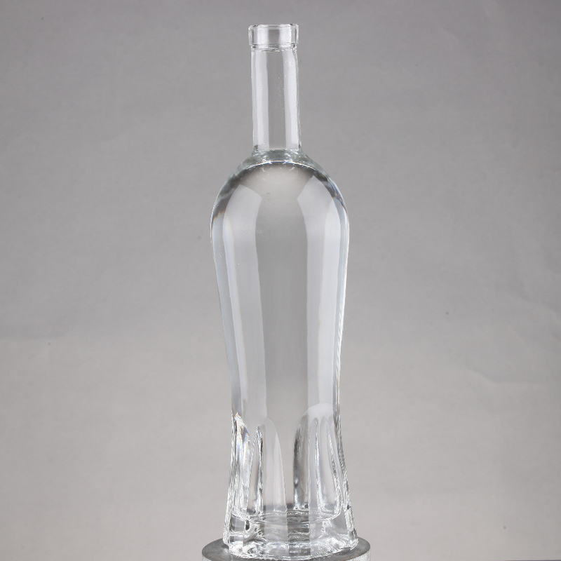 Φιάλες βότκας 70cl 700ml από γυαλί Super Flint με παχιά βάση και τύπου σφράγισης από φελλό